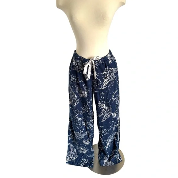 Victoria's Secret Blue and White Floral Pajama Set - Picture 3 of 7